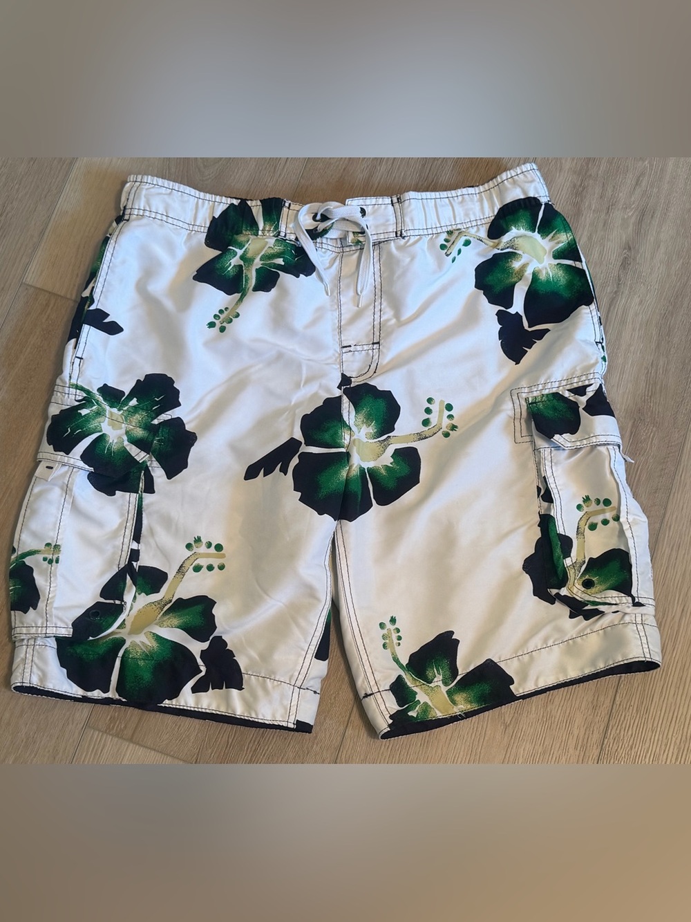 Arizona Jean Company Swim Shorts with White Green and Black Floral Print 36